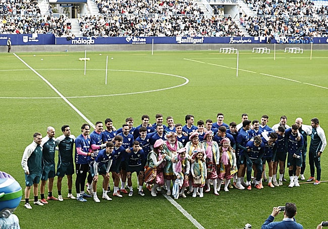 Toda la plantilla malaguista, el lunes en la sesión de puertas abiertas.